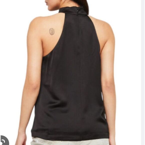 Banana Republic Sleeveless Slit Front Satin Off White Top XS NWT in packaging‎ - Picture 2 of 5